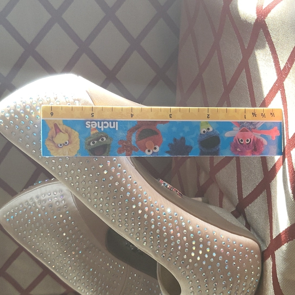 Jennifer Lopez Pumps - Picture 5 of 7